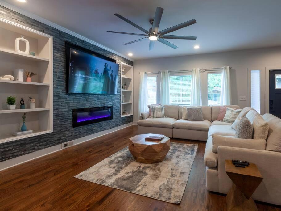 Five75Lux Atl King Bed & Game Room Downtown アトランタ エクステリア 写真