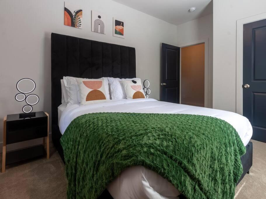 Five75Lux Atl King Bed & Game Room Downtown アトランタ エクステリア 写真